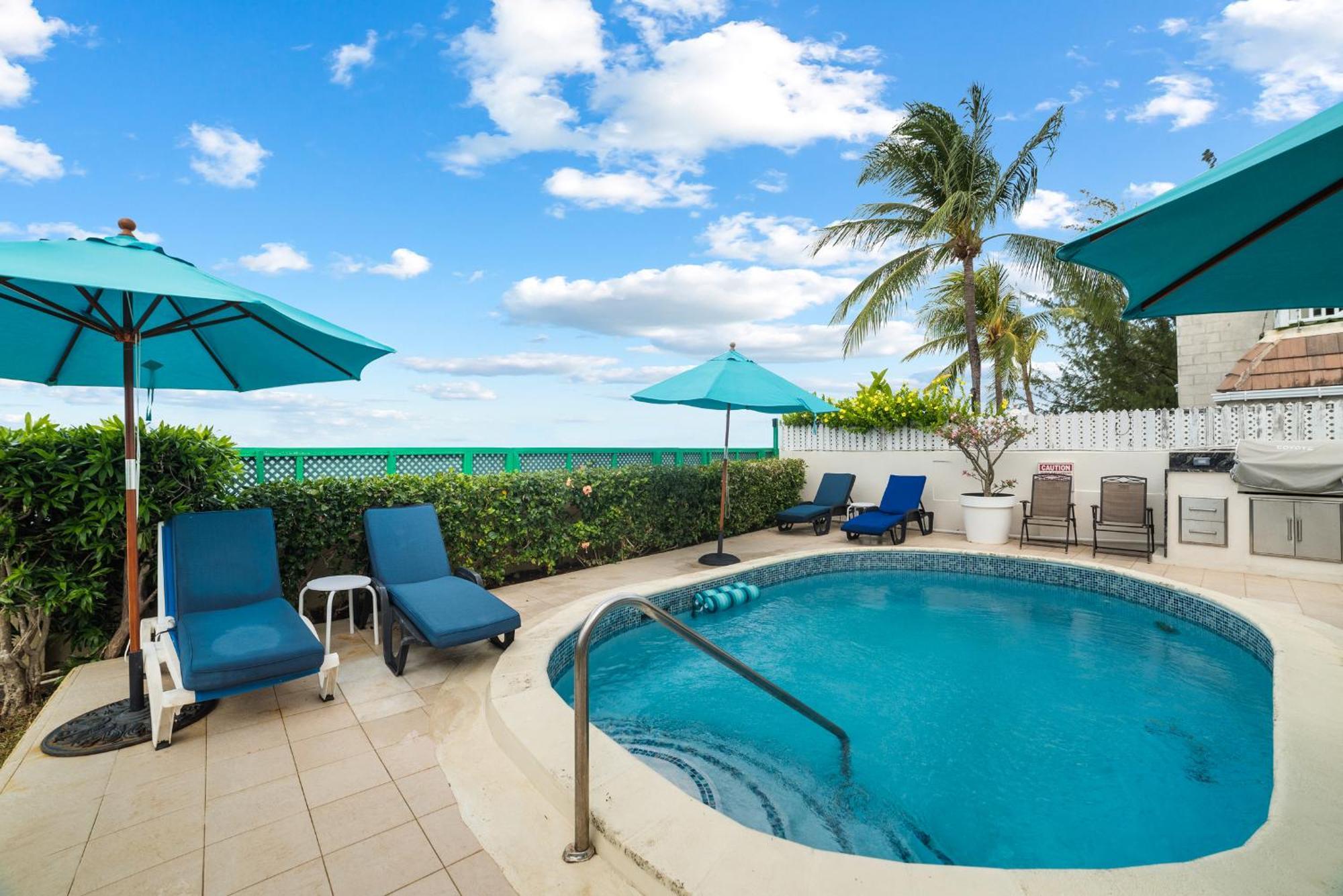 Paradise Villa Saint James Exterior photo