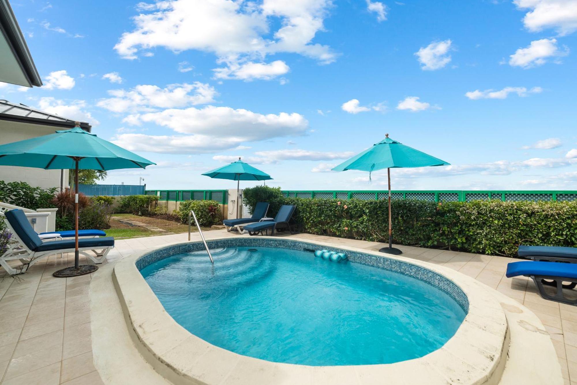 Paradise Villa Saint James Exterior photo